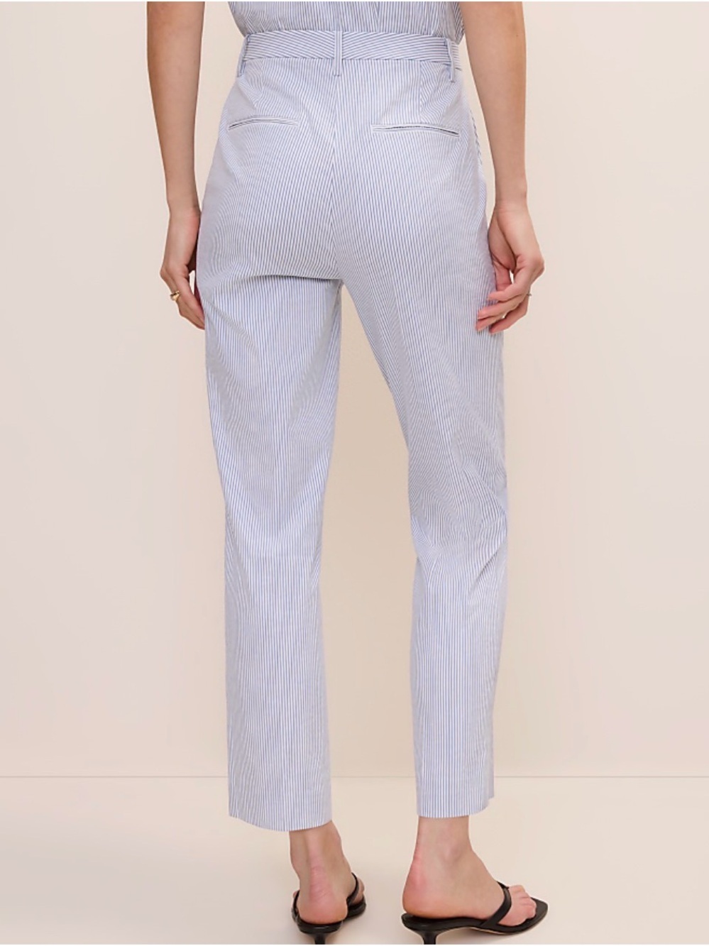Ann Taylor The Ankle Pant in Seersucker, Ocean Oasis Stripe, Sz 8, euc - Picture 3 of 10